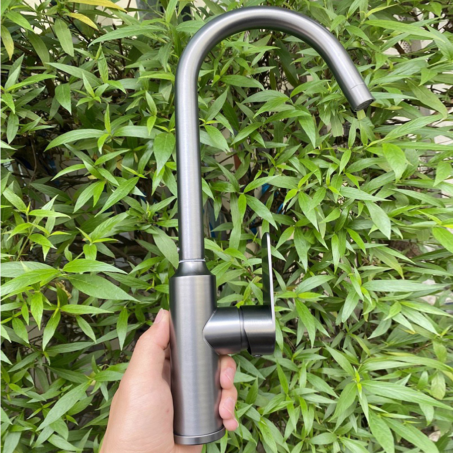 Vòi rửa chén nóng lạnh - SV134NL